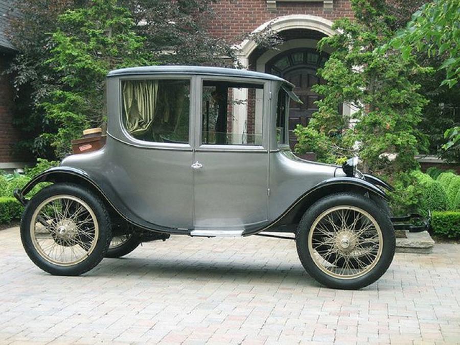  Milburn Electric Model 27L Light Brougham 1922 года  (фото 18 из 18)